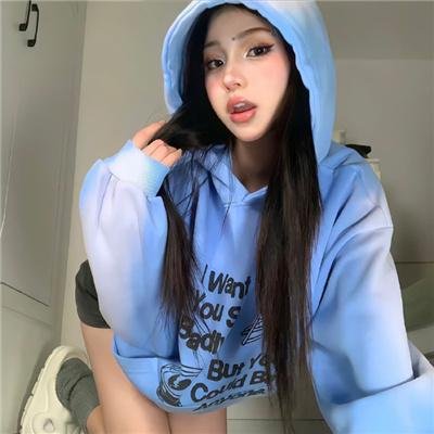 三个摩登女性